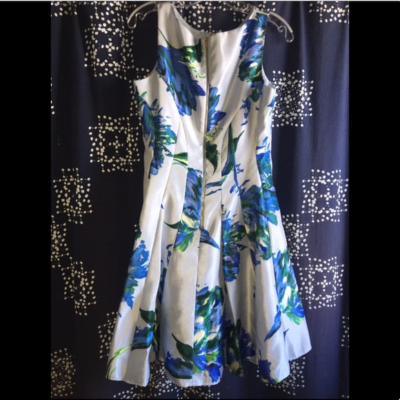 DressBarn Blue Flowered A-Line Style Short Dress - Picture 3 of 4